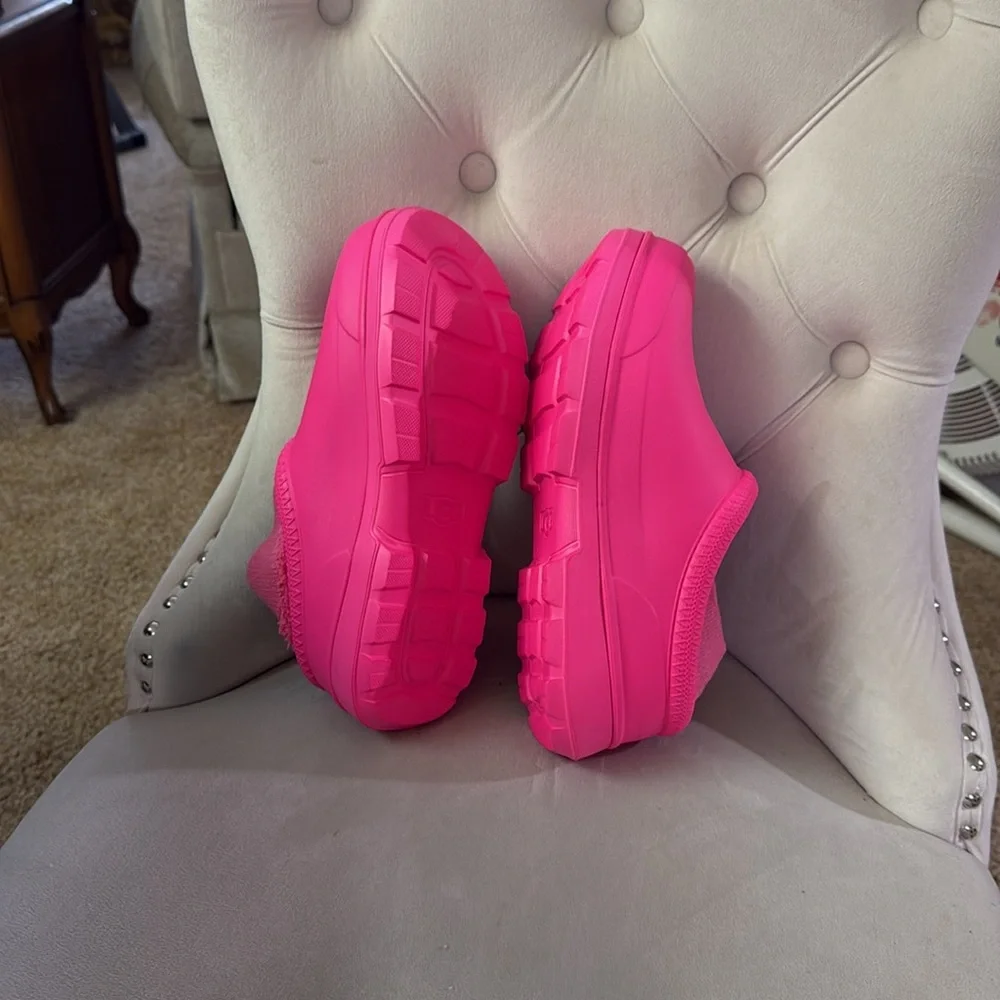 UGG TASMAN Pink Slides- with inside sock, Women’s Size 9 - Picture 2 of 6
